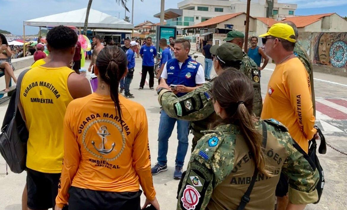Dr. Serginho assegura organização na praia e na Praça do Moinho, no Peró