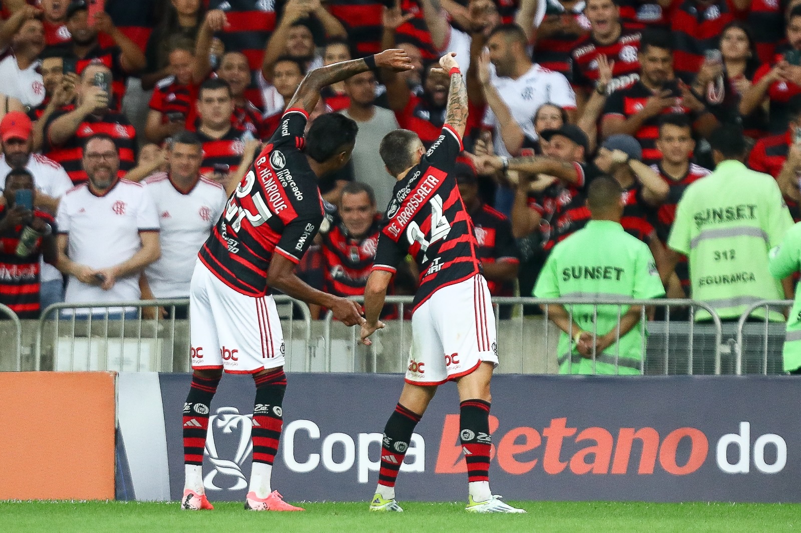 Flamengo vs São Paulo AO VIVO: confira canais de transmissão e times titulares