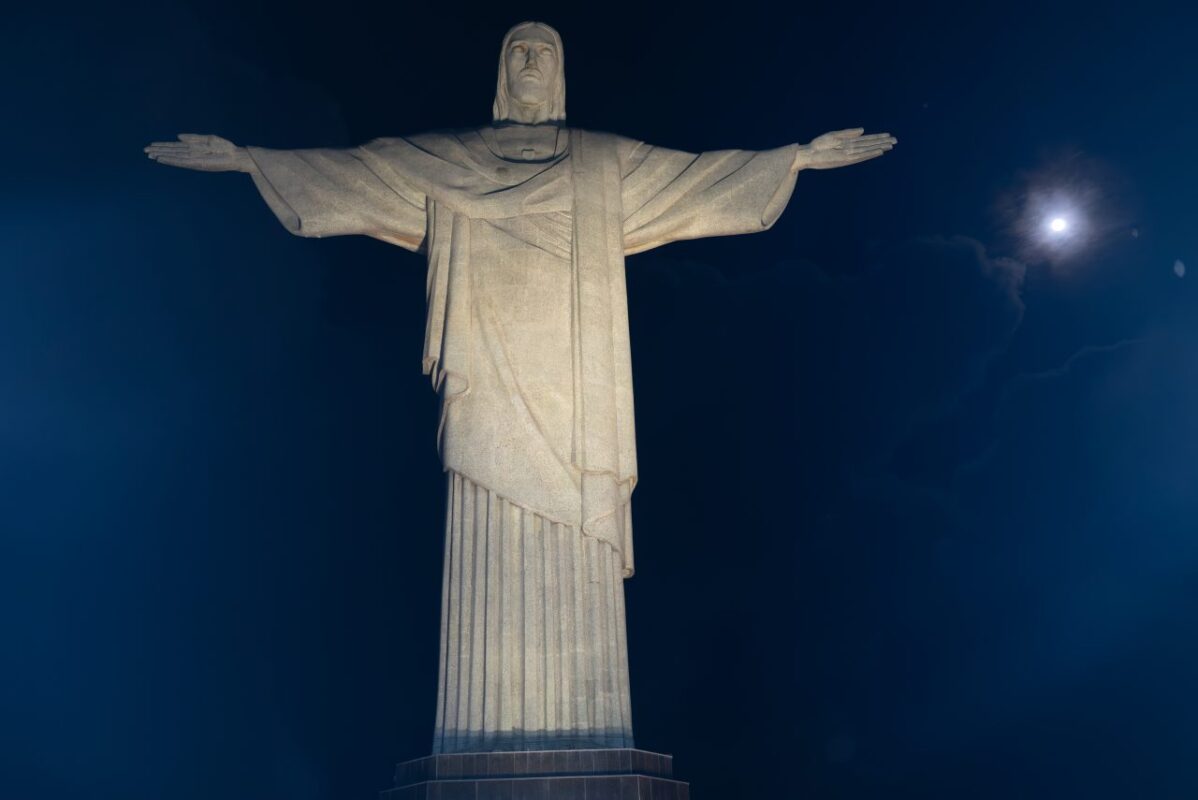 Jantar de Natal reuniu mães e crianças necessitadas na Igreja São José da Lagoa