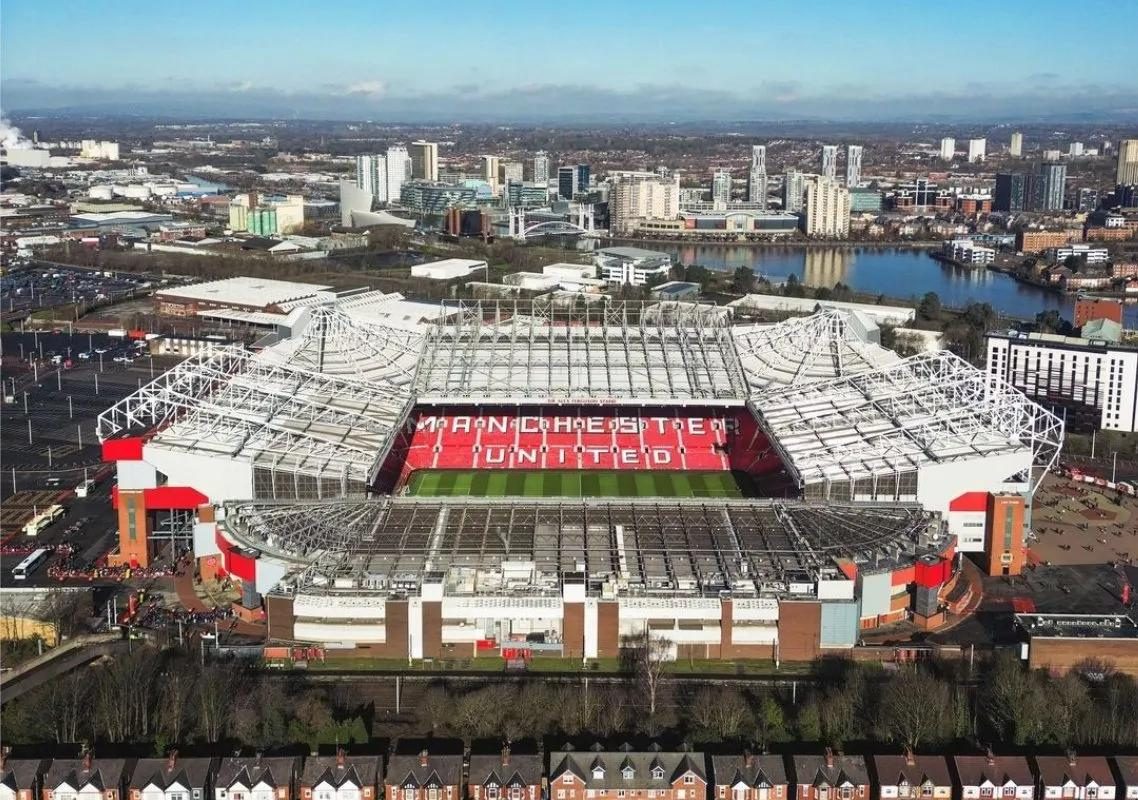 Manchester United definirá destino do Old Trafford em 2025