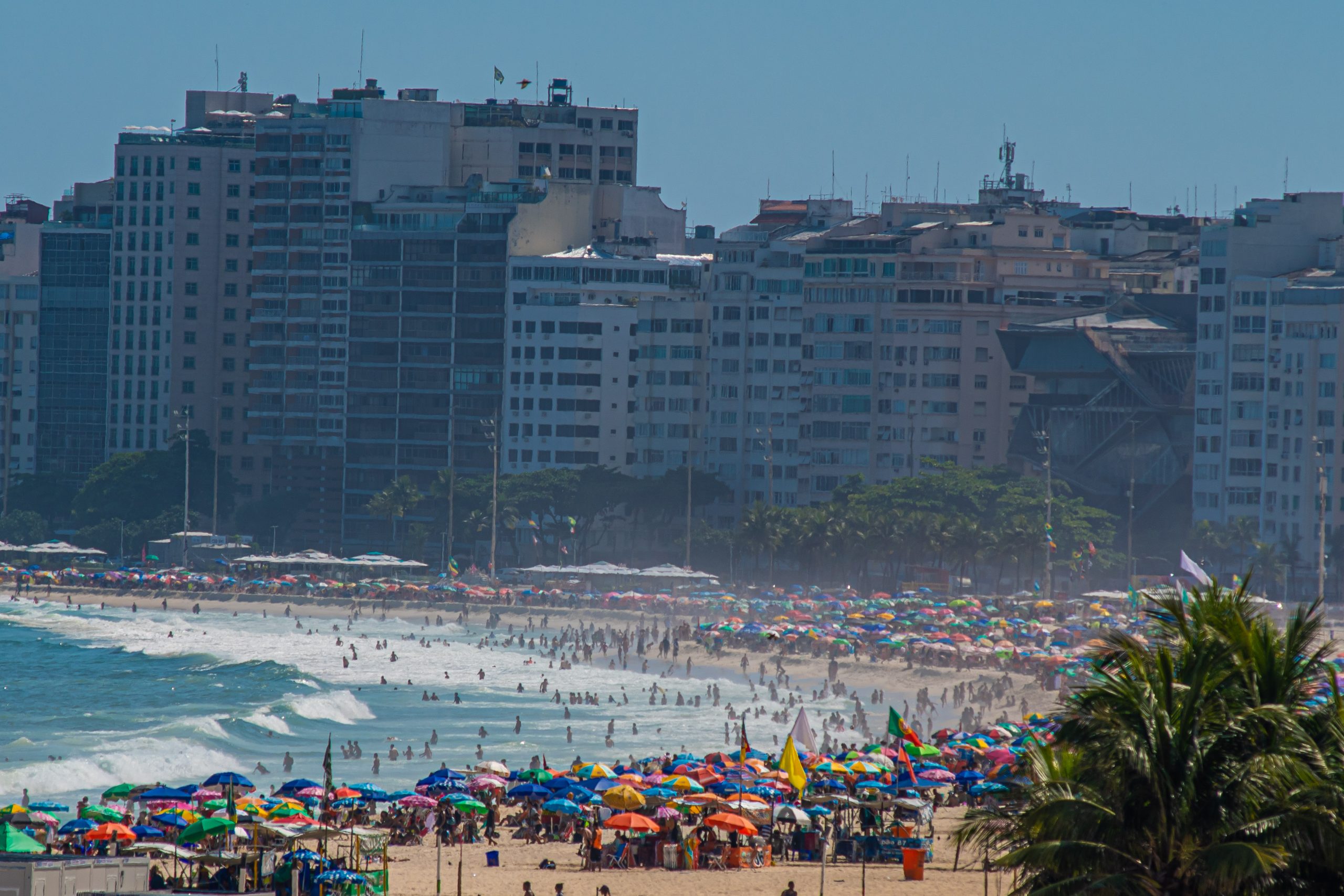 Ondas de Calor e Altas Temperaturas Persistem no Rio até o Fim de Semana