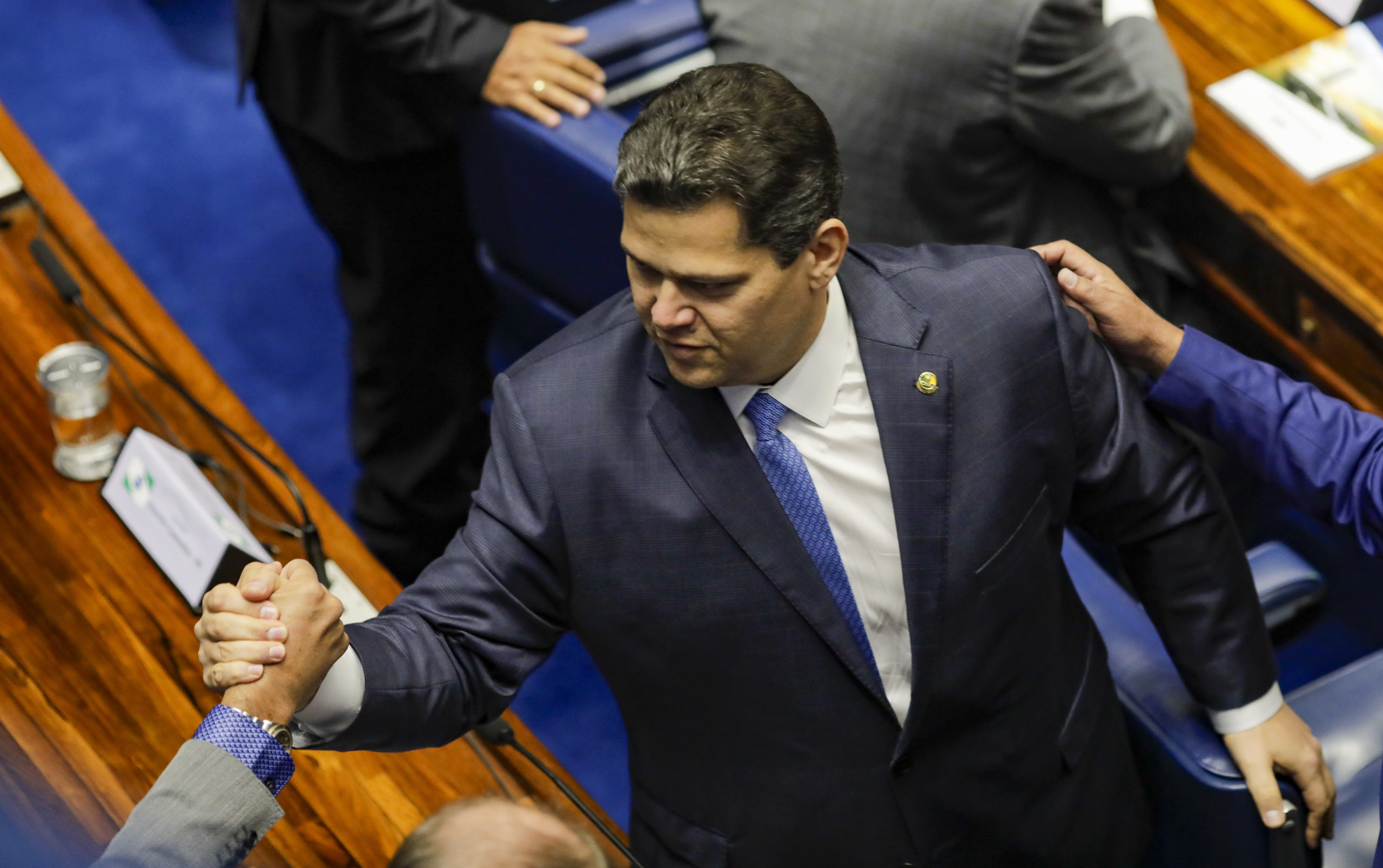 Alcolumbre obtém 73 votos, superando em 31 o resultado de 2019
