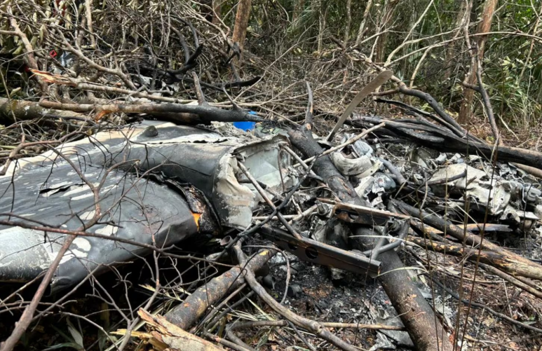 Avião Ilegal com Drogas é Derrubado pela FAB Após Desobedecer Comandos de Pouso