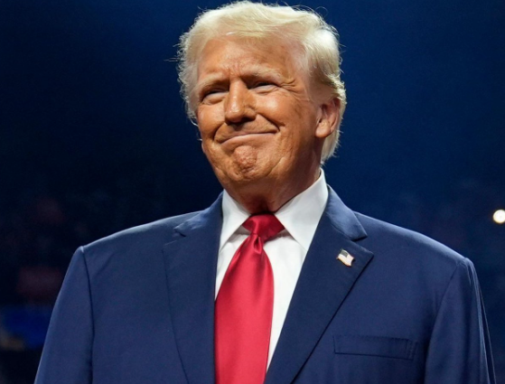 Trump Lança “Cartão Dourado” para Afluentes Buscando Residência nos EUA