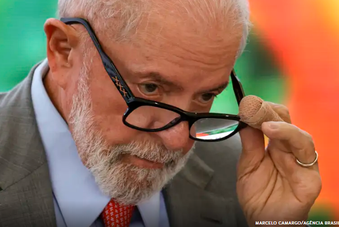 Lula descreve como ‘cena grotesca’ o confronto entre Trump e Zelensky na Casa Branca